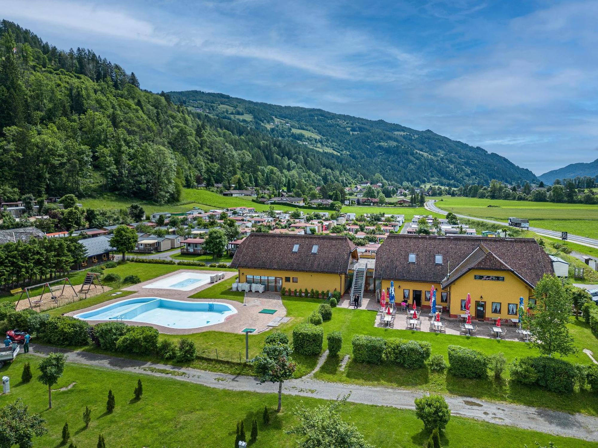 Albatross Mobile Homes On Camping Bella Austria Sankt Peter am Kammersberg Exterior foto